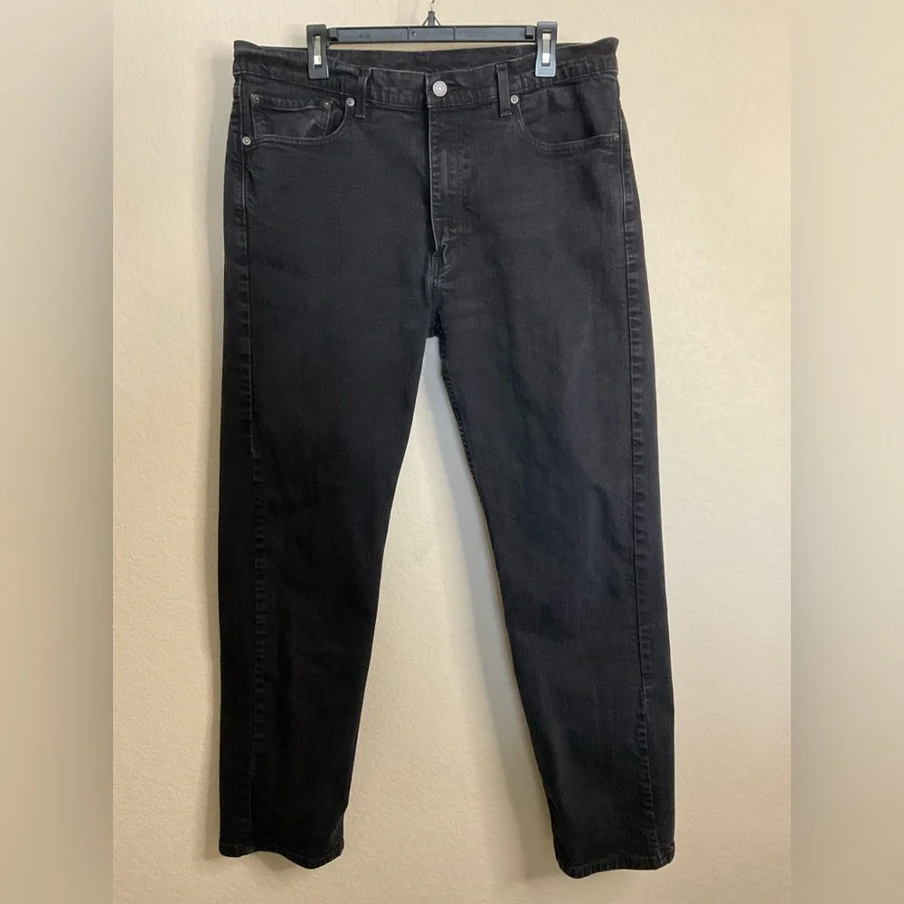 Levi's 505 Men's Black Jeans size 38